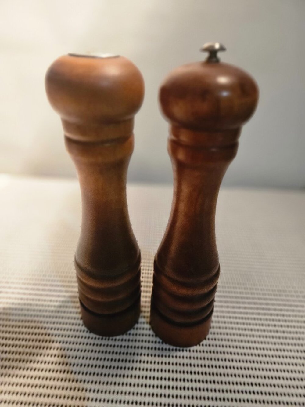 Vintage Baribocraft salt and pepper set   G11